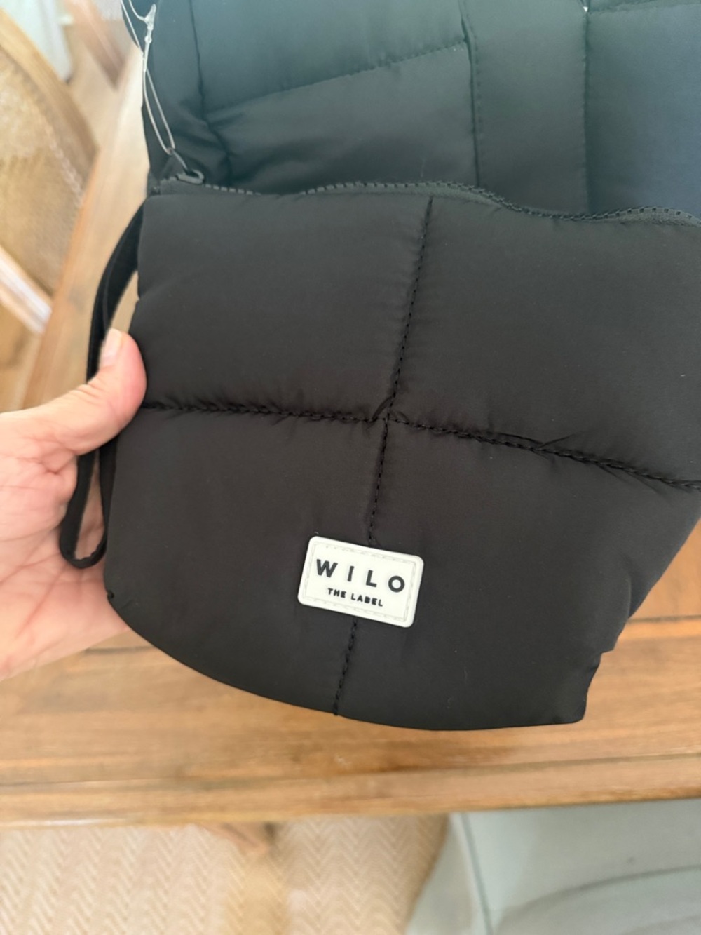 WILO Black Quilted Travel Tote - Picture 3 of 7